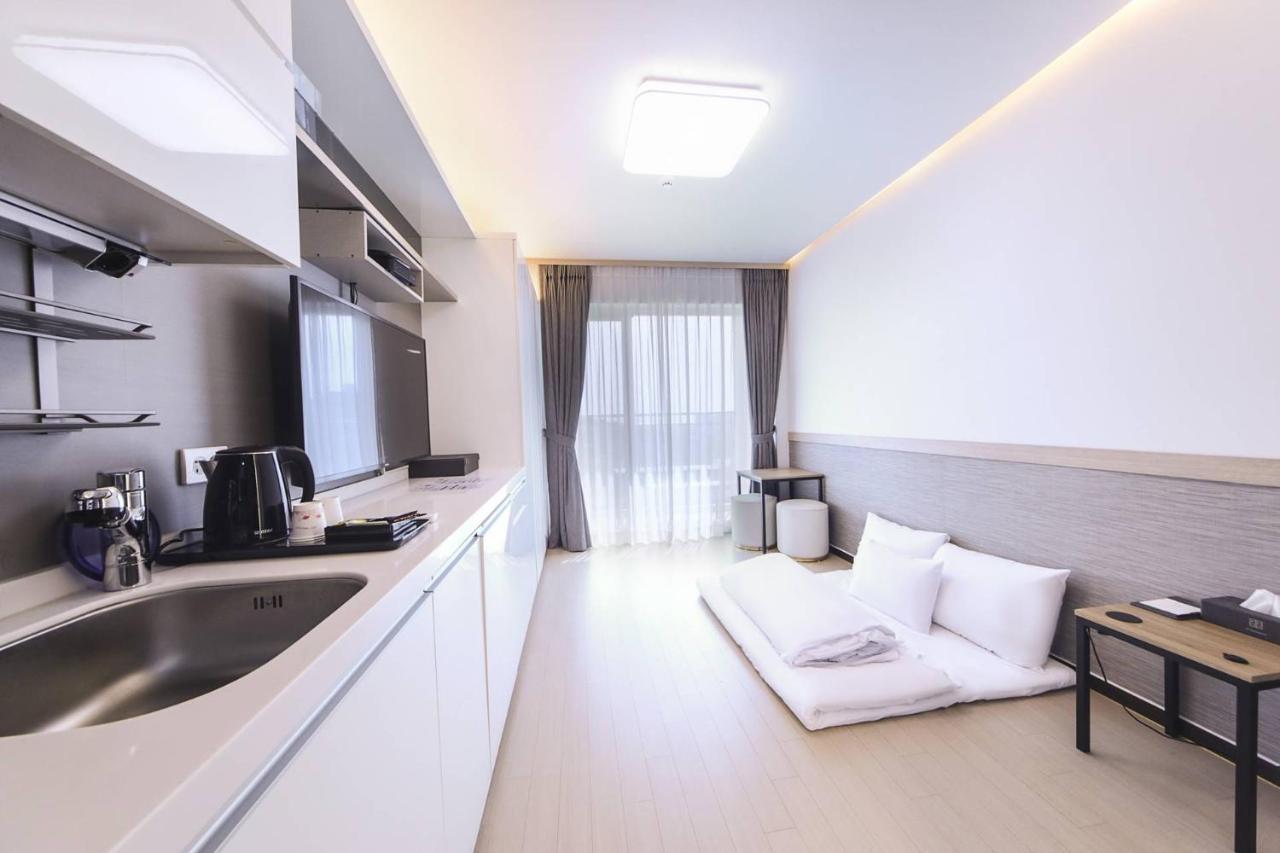 Skytop Hotel Incheon Airport Экстерьер фото